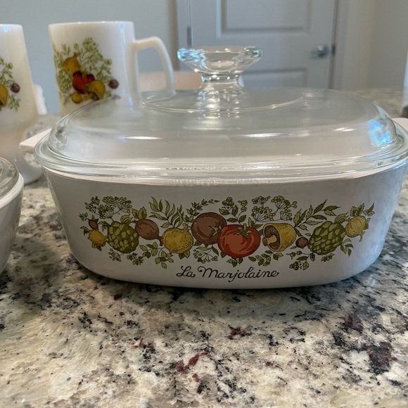 ***SOLD***Corning Ware “Spice O’ Life” Set - Picture 3 of 10